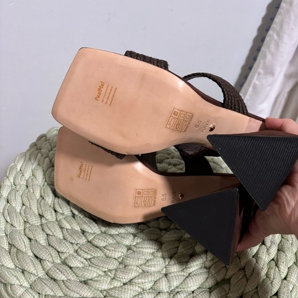 RAYE Brown Wedge Sandals - Picture 8 of 8